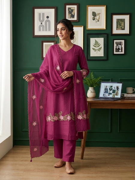 Raani embroidery kurta set with duppata