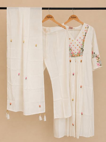 White embroidery kurta set with duppata